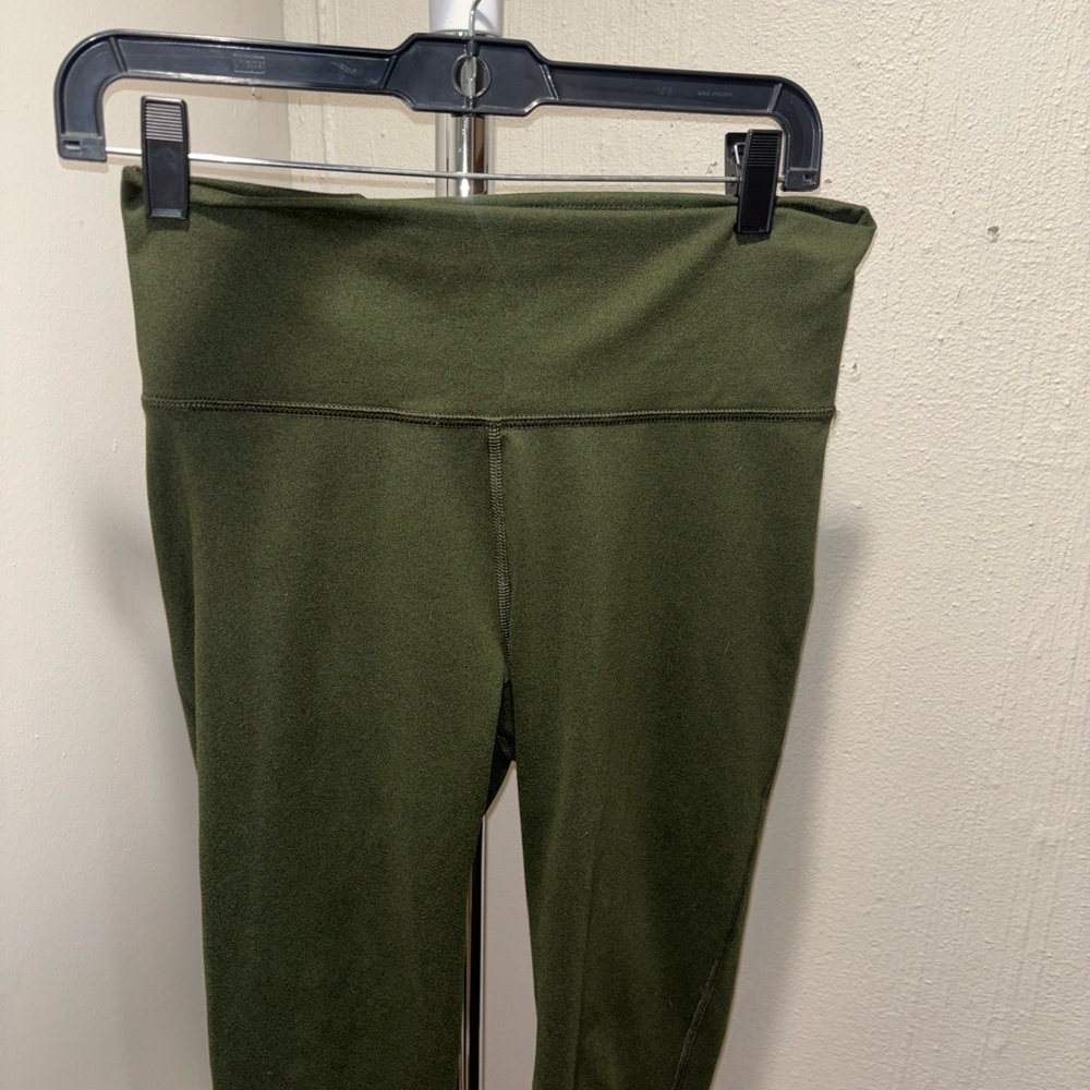 Fabletics Dark Green Leggings - Picture 2 of 5